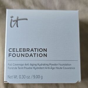 IT Cosmetics Celebration Foundation - MEDIUM